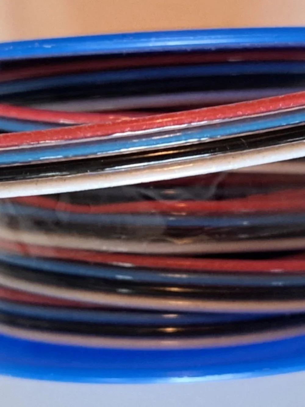 Rainbow Line Model Power 4 Wire NEW White, Black, Blue & Red For Model R.R.